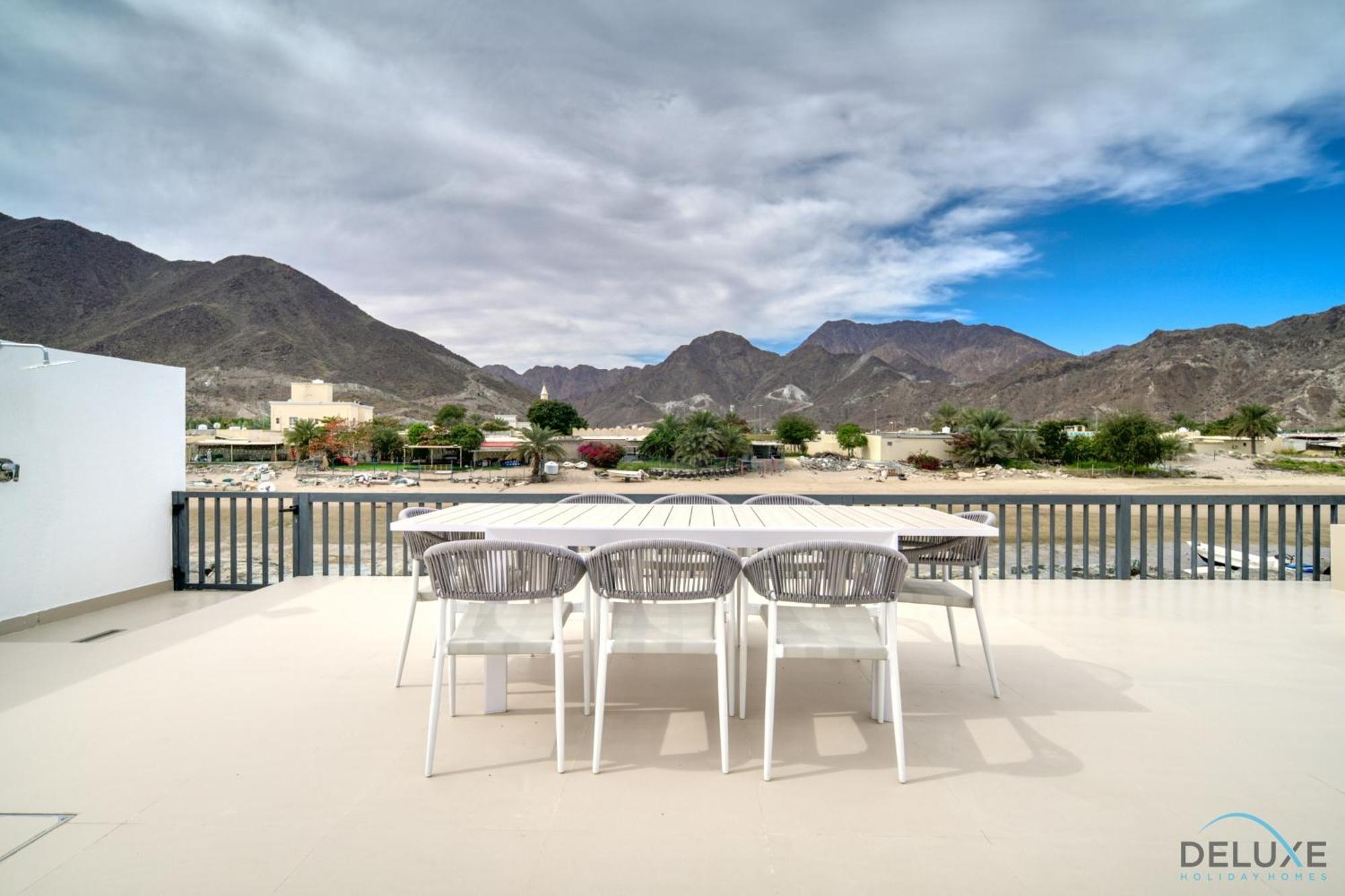 Limited Offer 3br With Bbq, Pool & Relaxing Views By Deluxe Homes
