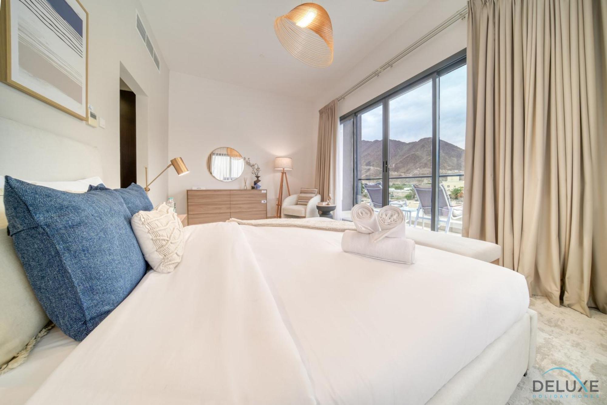Limited Offer 3br With Bbq, Pool & Relaxing Views By Deluxe Homes Apartment *