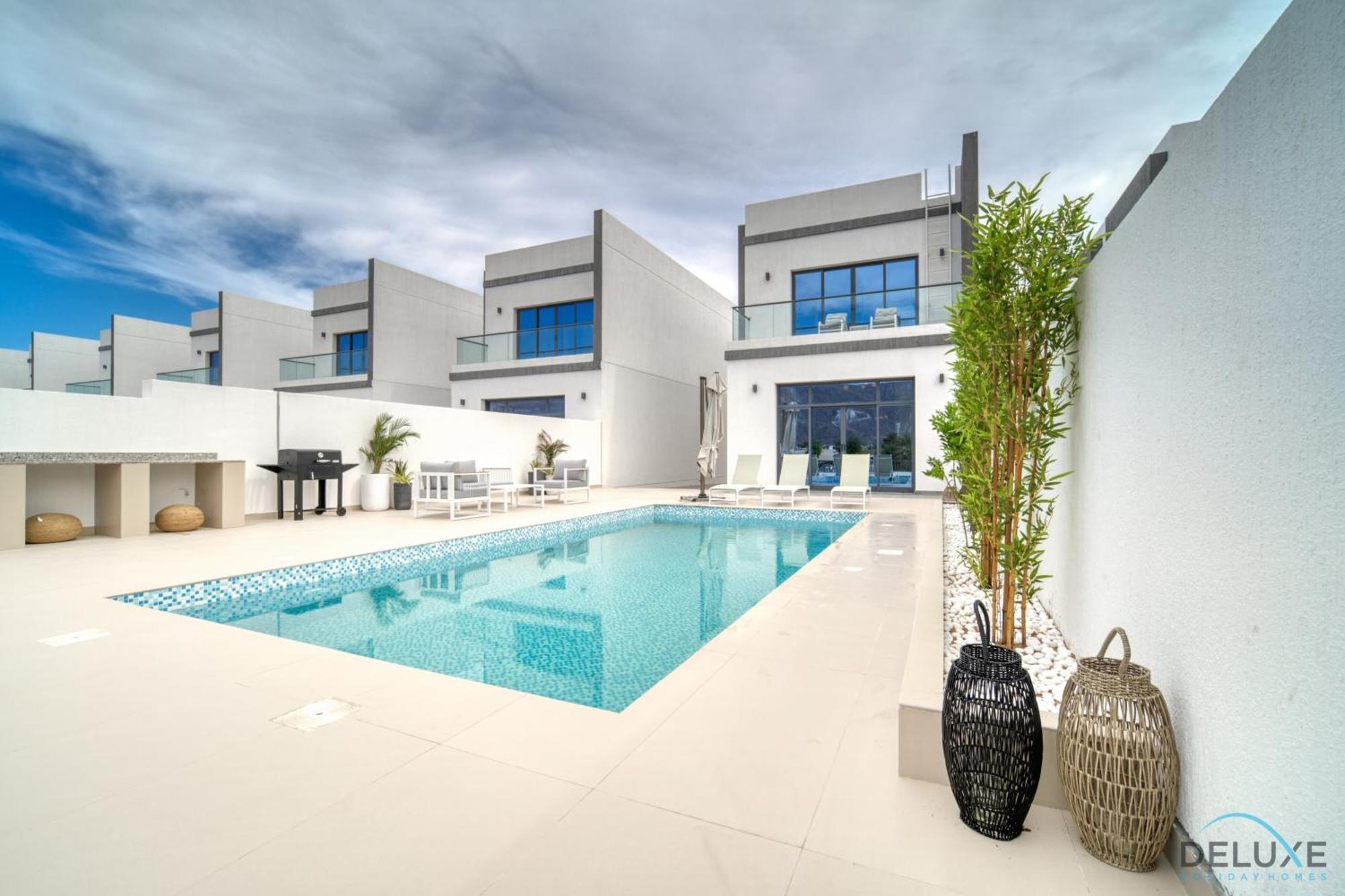 Apartment Limited Offer 3br With Bbq, Pool & Relaxing Views By Deluxe Homes Fujairah
