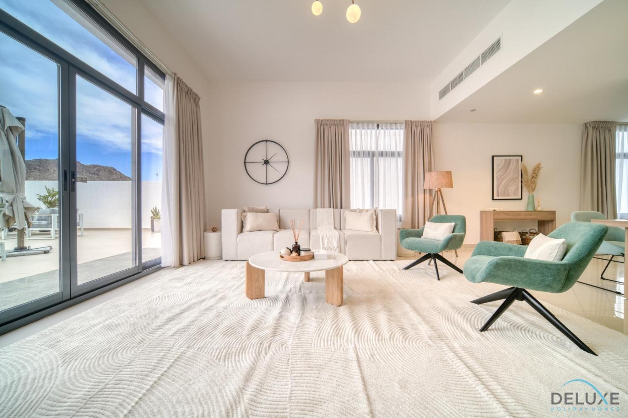 Limited Offer 3br With Bbq, Pool & Relaxing Views By Deluxe Homes Apartment *