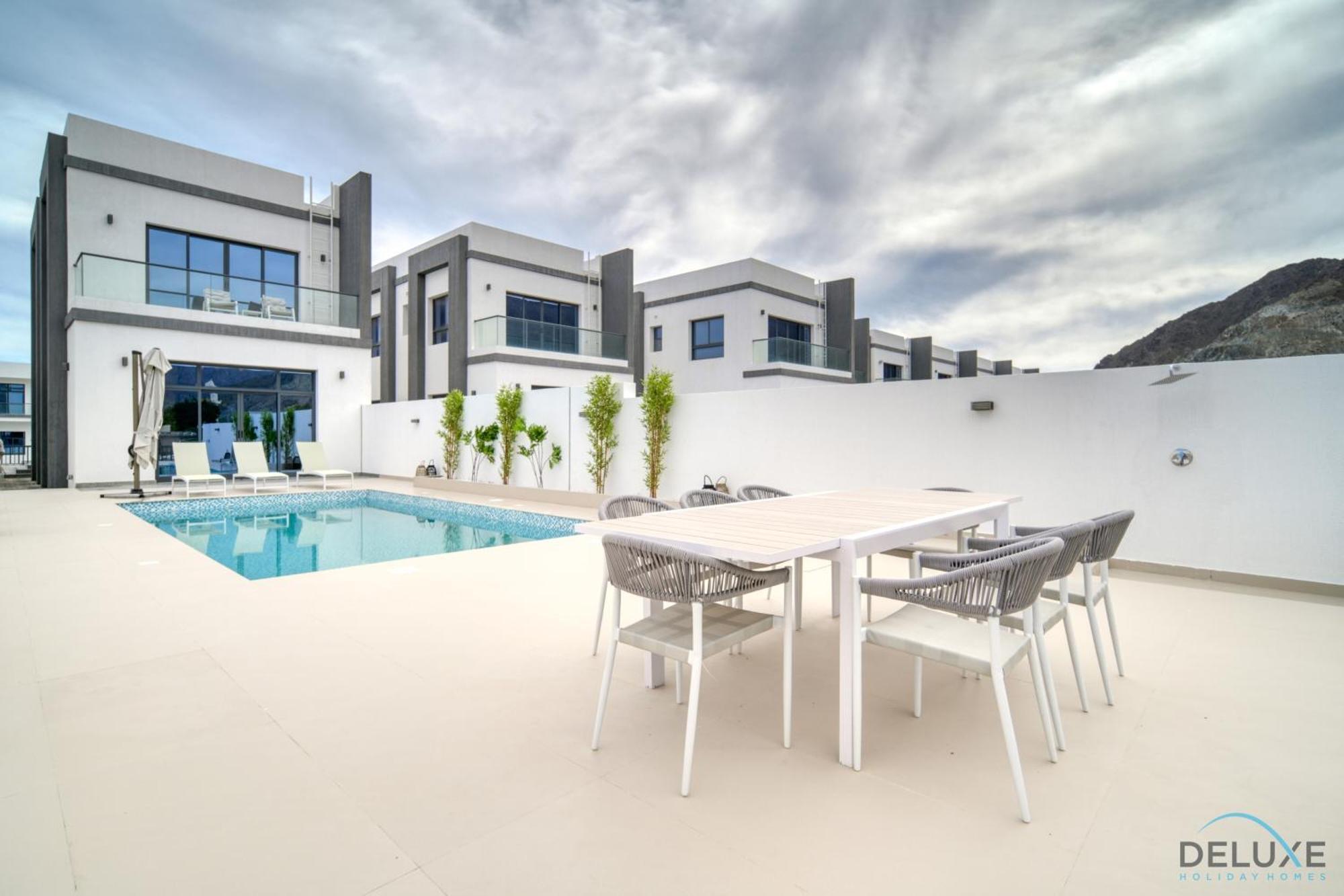 Limited Offer 3br With Bbq, Pool & Relaxing Views By Deluxe Homes *
