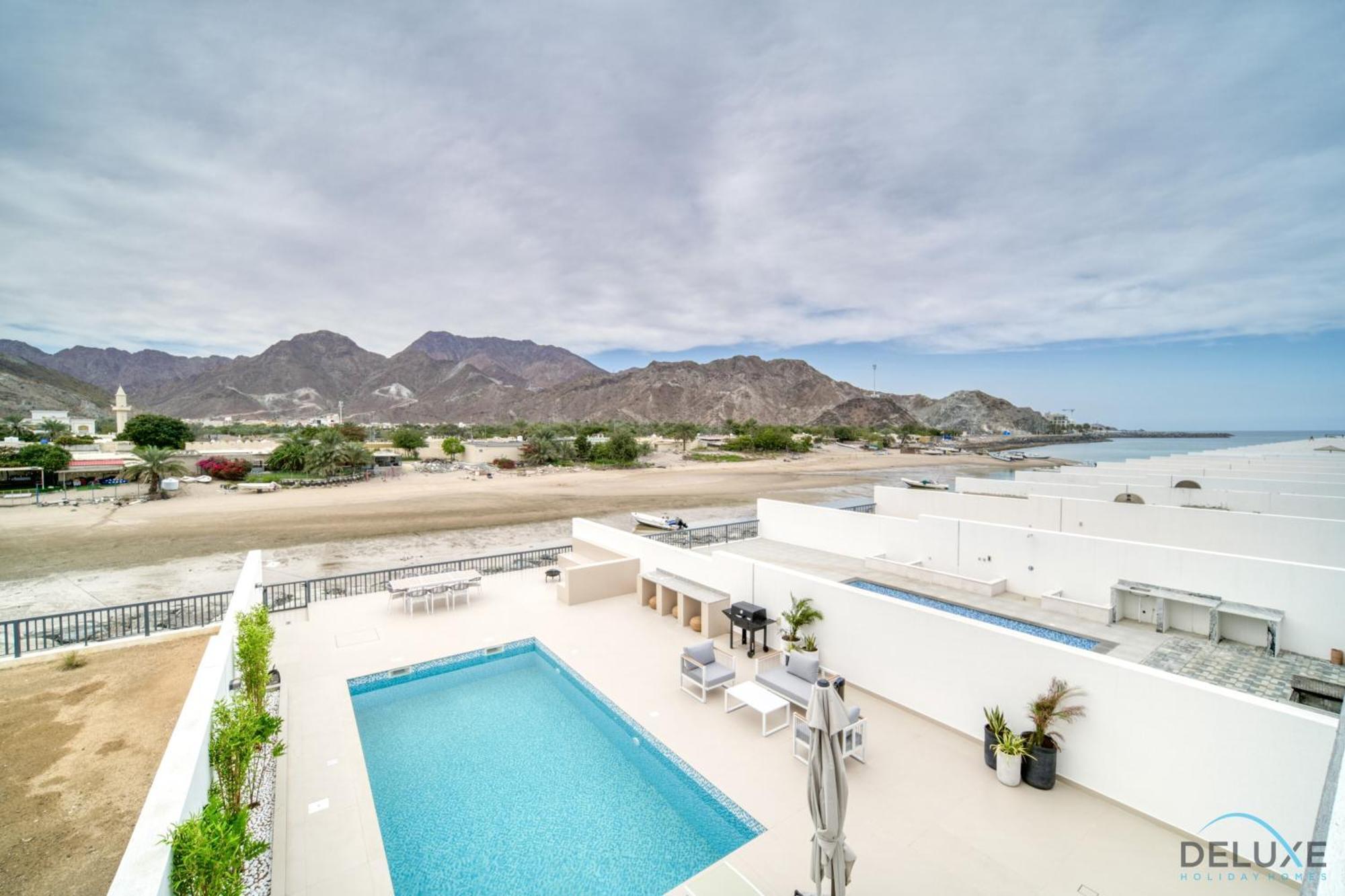 Limited Offer 3br With Bbq, Pool & Relaxing Views By Deluxe Homes Apartment Fujairah